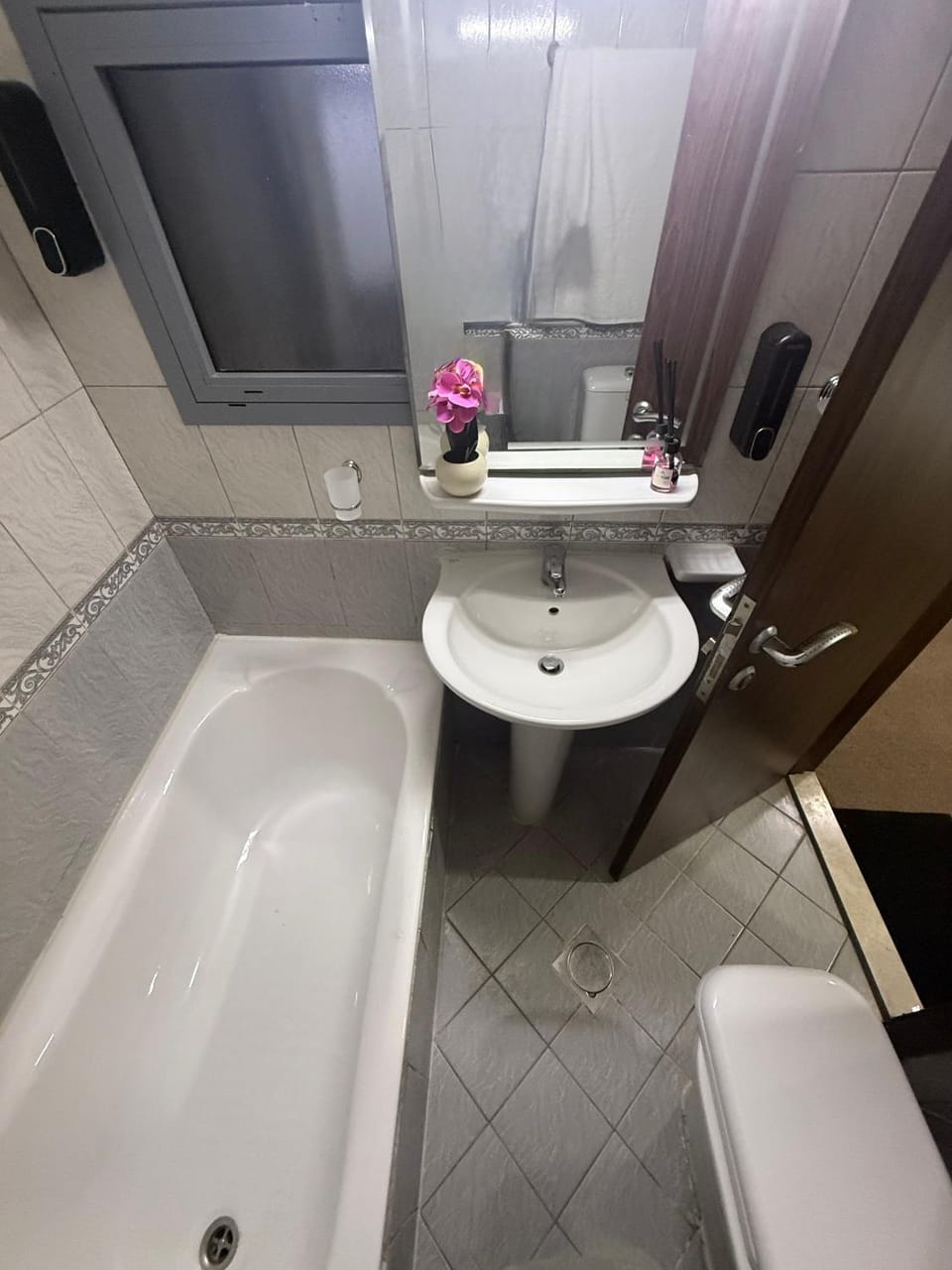 Suite one bedroom Apartment in Abu Dhabi