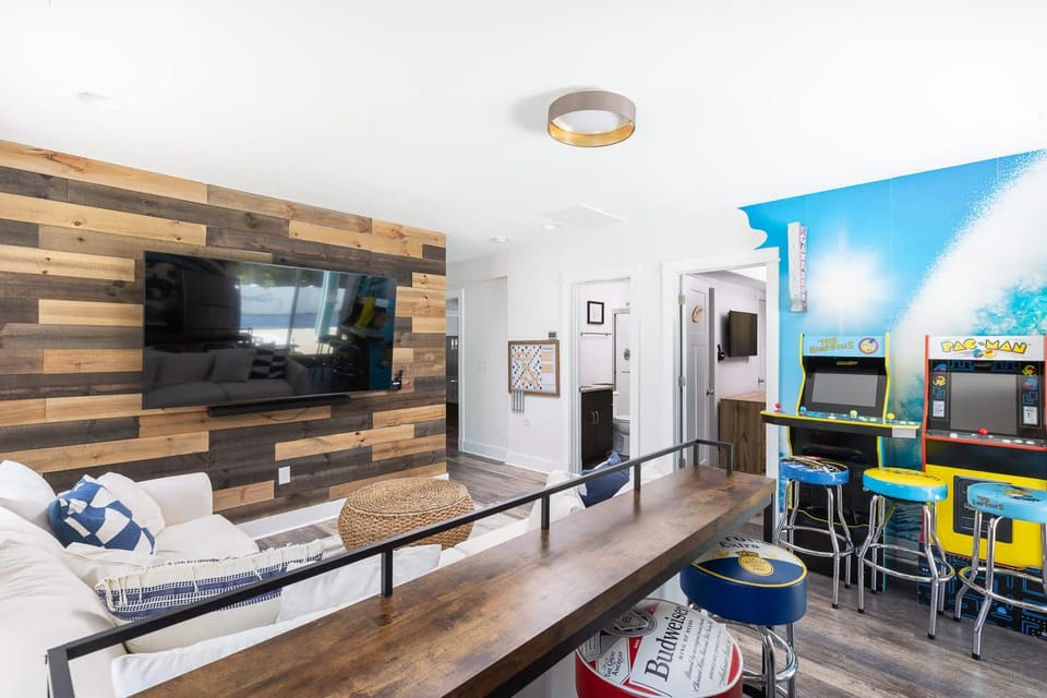 New Listing Pool Hot Tub & Game Room House in Corolla