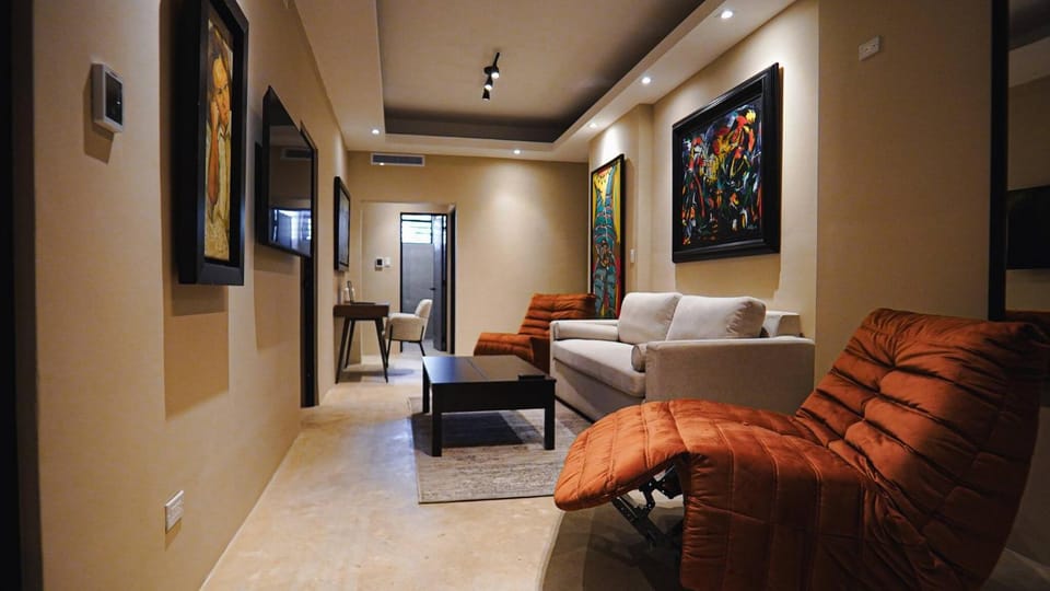 Communal lounge/ TV room, Living room