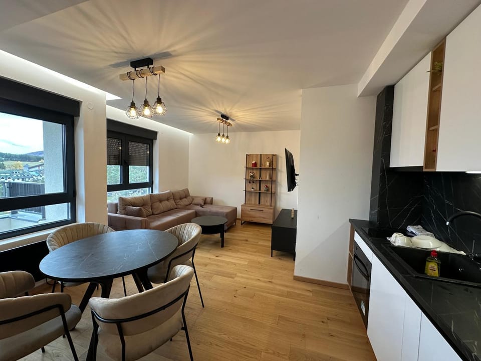 Apartmani KRALJEVE KAPIJE Apartment in Zlatibor