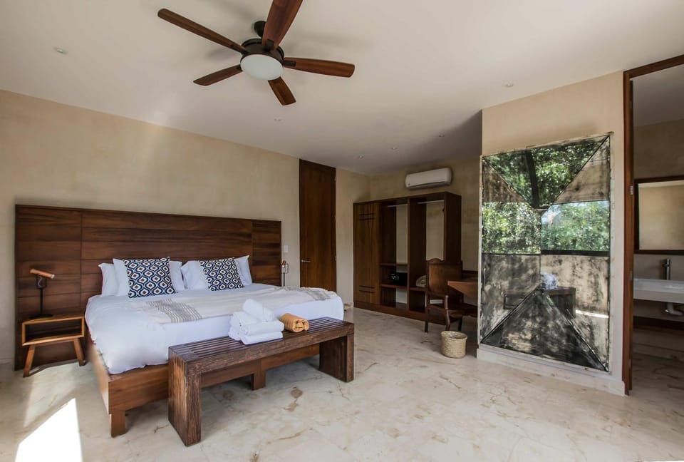 Bed, Bedroom, air conditioner