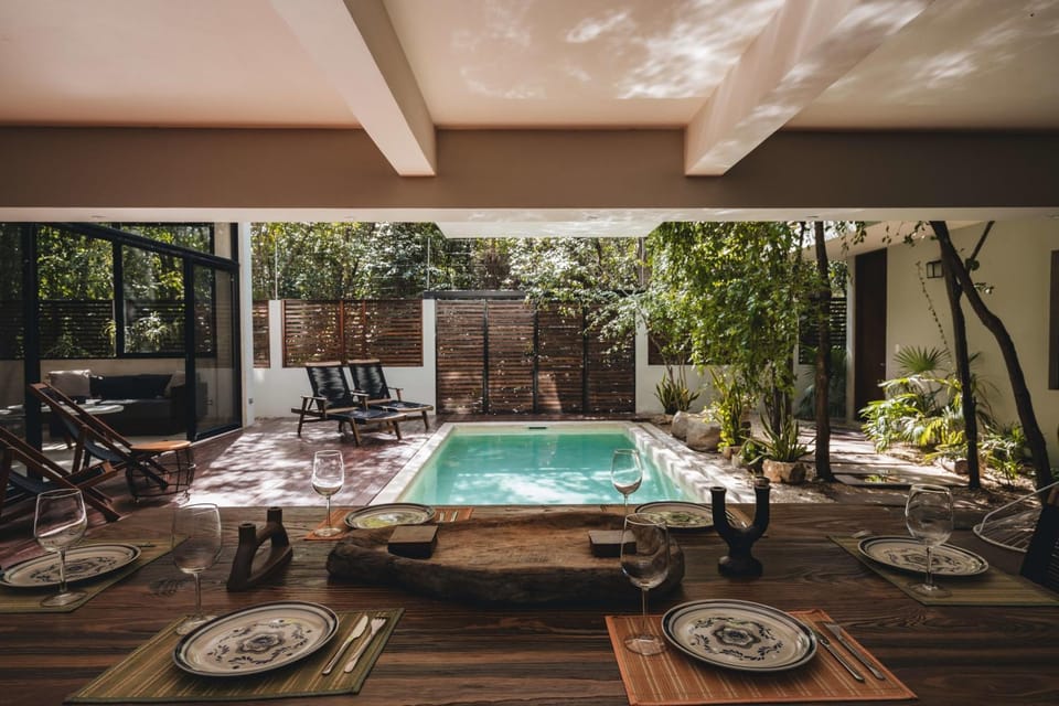 Pool view, Swimming pool, sunbed