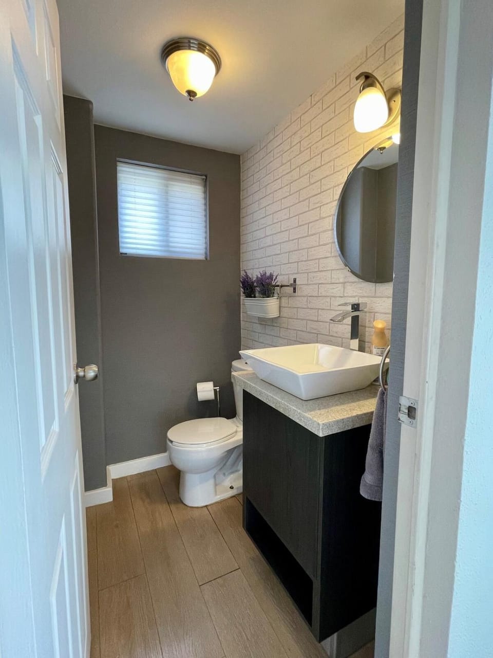 Bathroom, towels