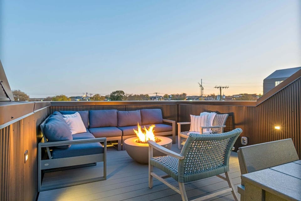 The Ashford - Brand New Gem Walk to WeHo House in Nashville
