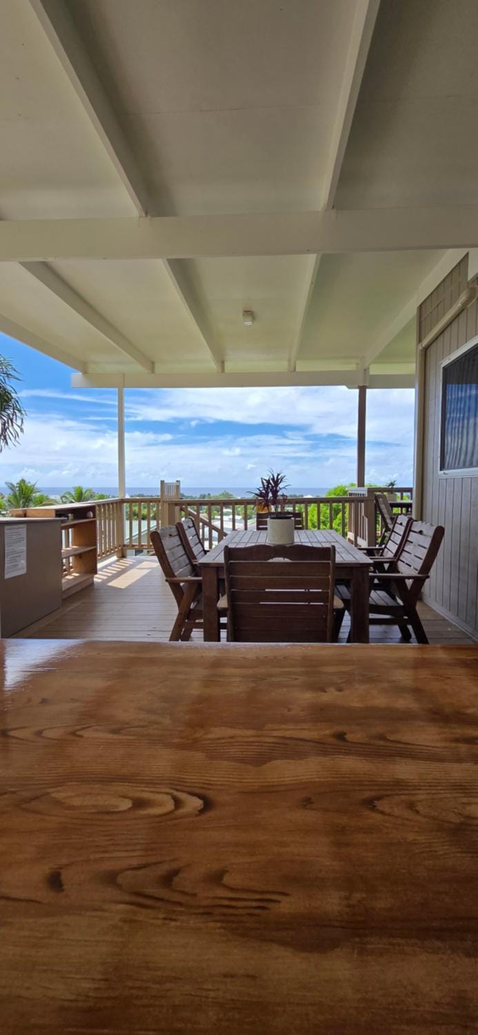 Ocean Beach Town View - Pool With Amazing Views! House in Avarua District