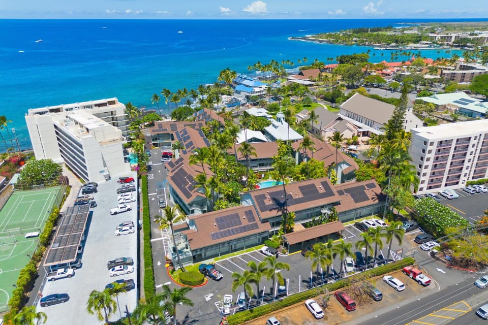 Day, Natural landscape, Bird's eye view, Beach, Sea view, Swimming pool, Parking