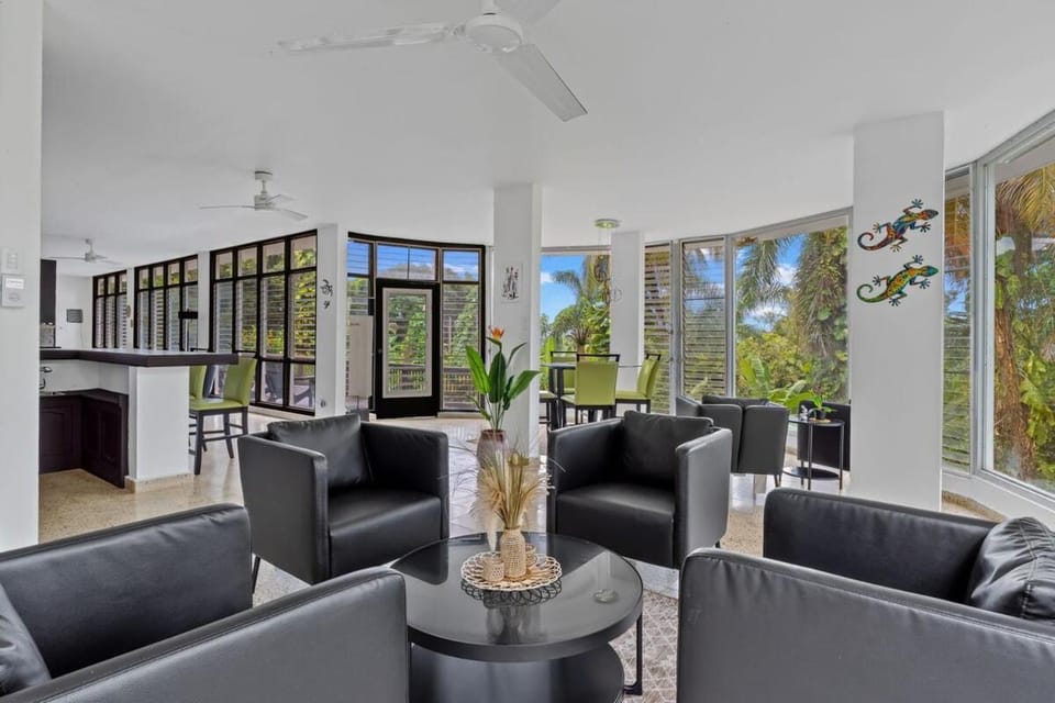 Rainforest Hideaway Villas, Pools and Nature Dive Villa in Rio Grande