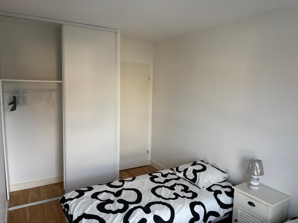 Appartement haut standing design à Bègles Apartment in Nouvelle-Aquitaine