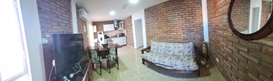 Communal lounge/ TV room, TV and multimedia, Kitchen or kitchenette, Living room, Seating area