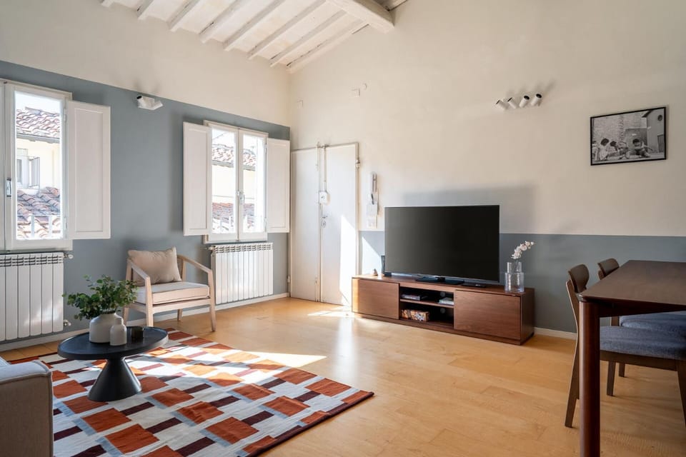 Communal lounge/ TV room, TV and multimedia, Living room