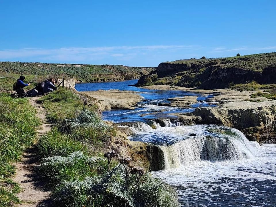 La Colorada, Balneario Marisol - campo, bosque, río y mar House in Buenos Aires Province