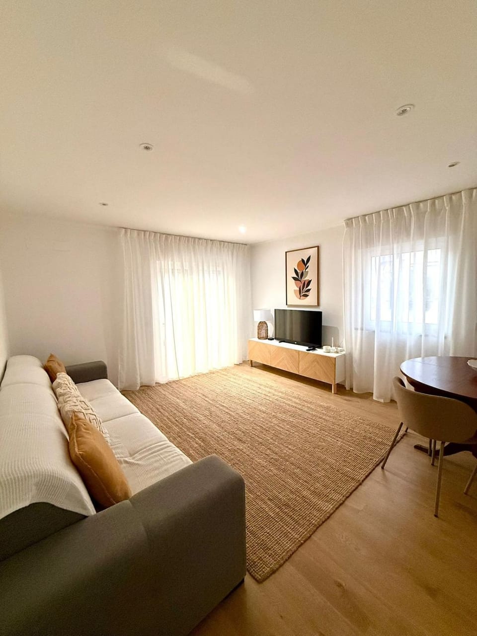 Communal lounge/ TV room, TV and multimedia, Living room, Seating area