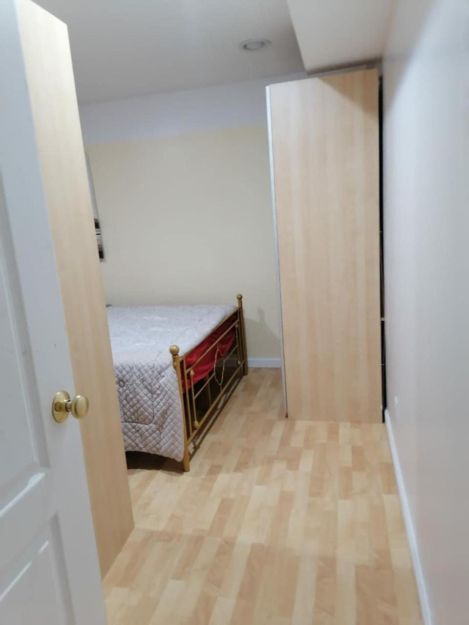 Great motherlaw apartments with your own entrance! House in Sandy