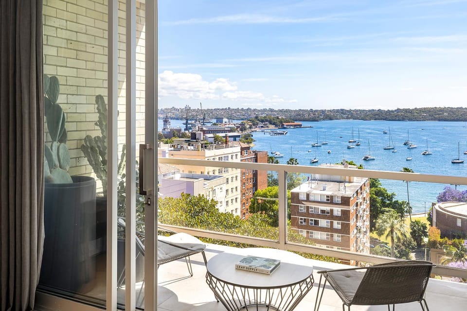 ITHAC12/902 - Elizabeth Bay View Apartment in Sydney