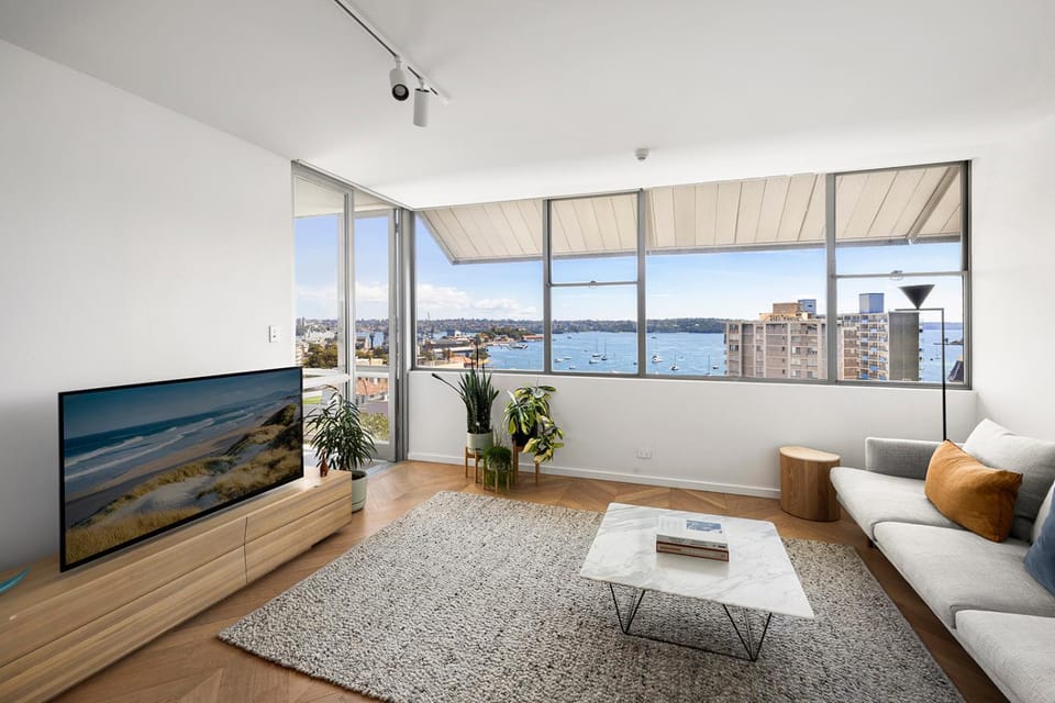 ITHAC12/902 - Elizabeth Bay View Apartment in Sydney