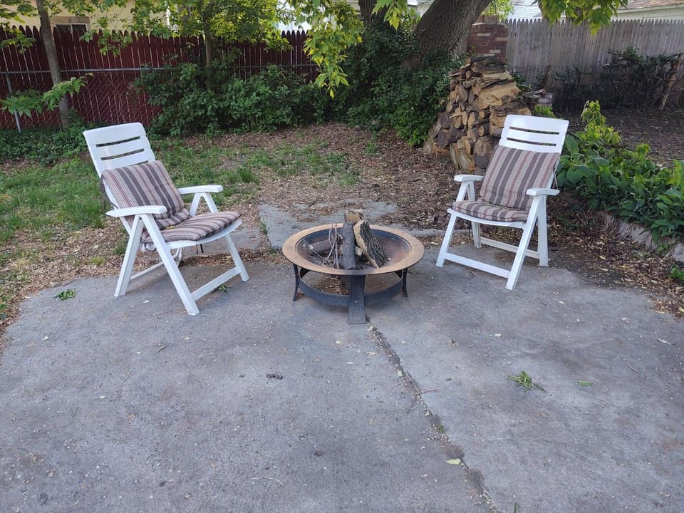 Patio, BBQ facilities, Seating area