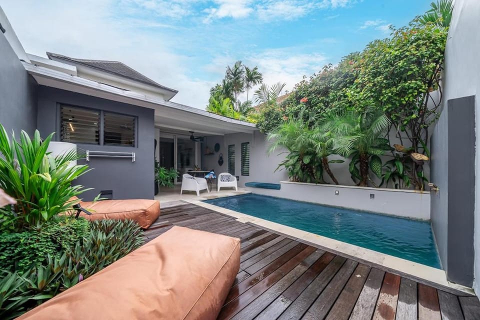 Villa 111 - Romantic 1BR Villa in Batu Belig Villa in North Kuta