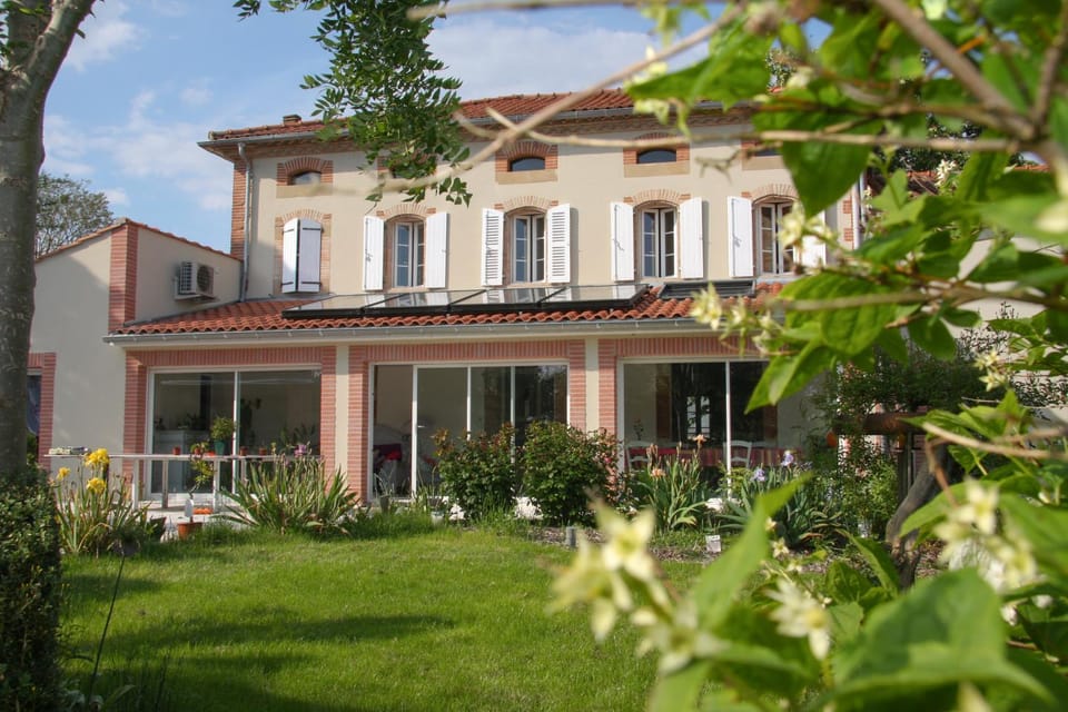 Property building, Garden, Garden view