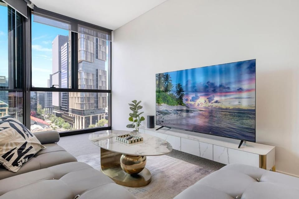 Stylish 2BR Next to Parramatta Station with Pool Apartment in Parramatta