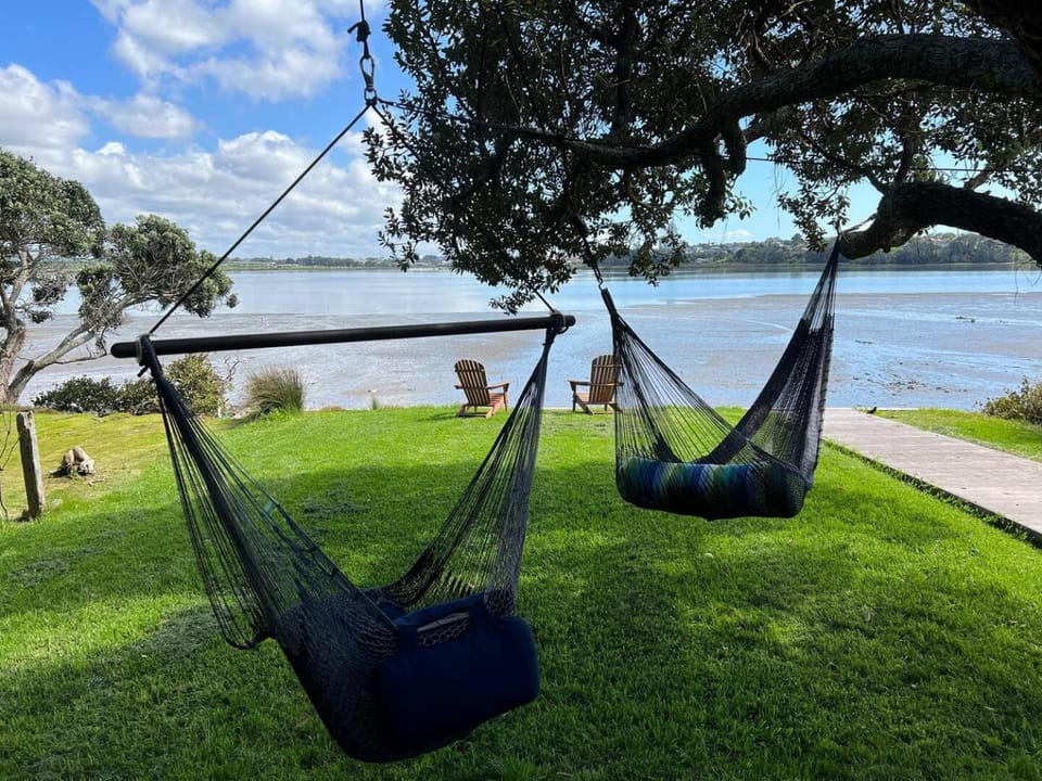 Bayswater Waterfront Paradise by Bespoke Stays House in Auckland
