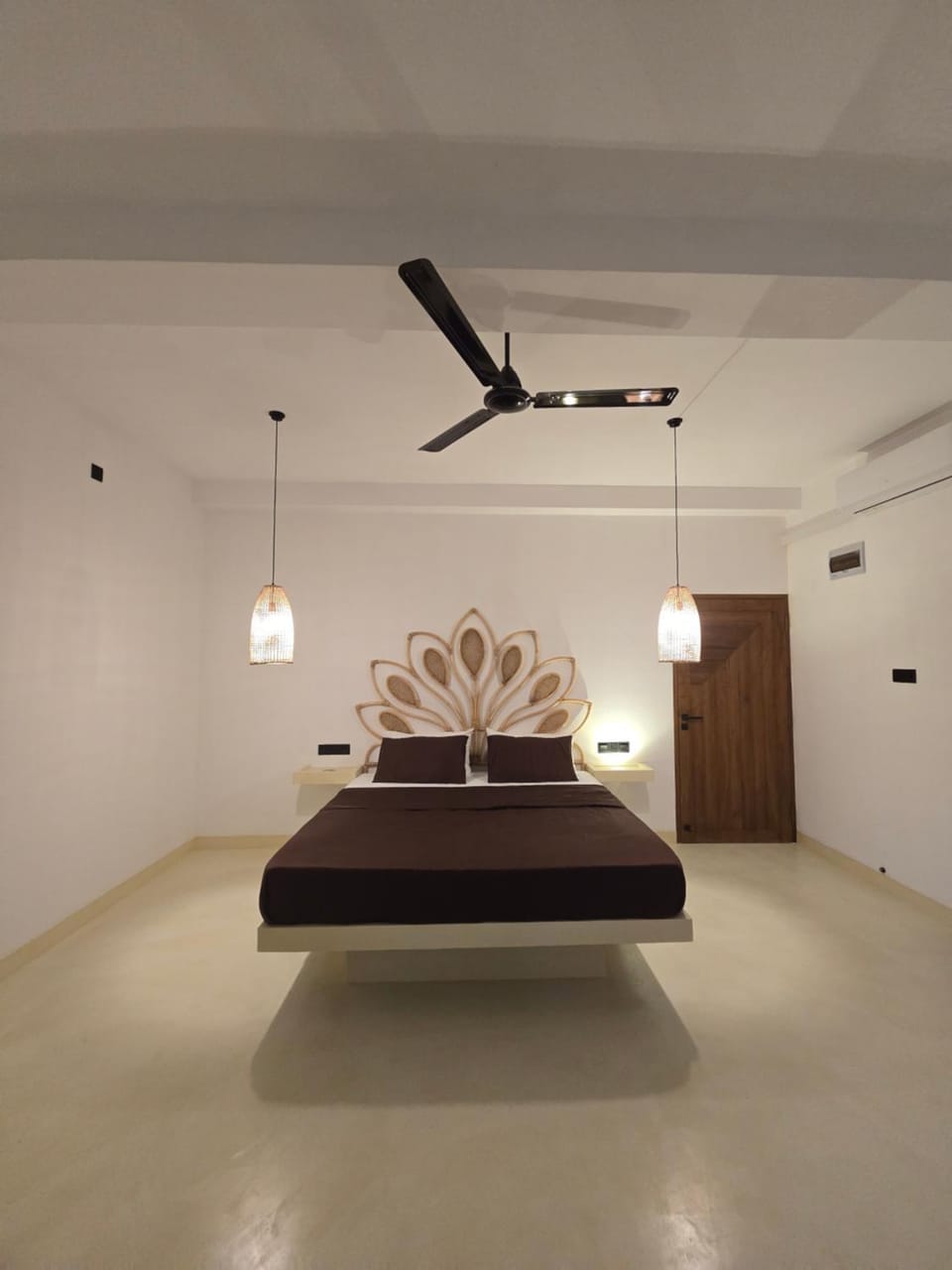 Bed, Photo of the whole room