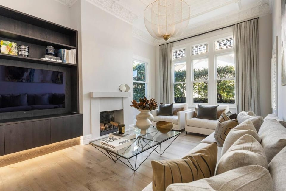 Exquisite Elegance by Bespoke Stays House in Auckland