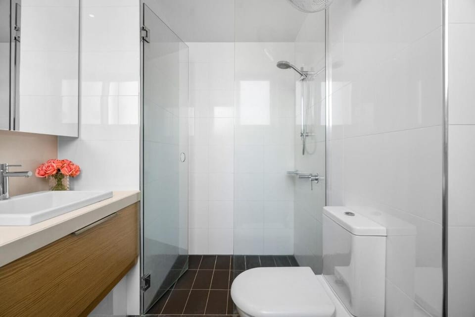 Zen Paradiso 2BR Harbour View - Pool - Balcony Apartment in Darwin