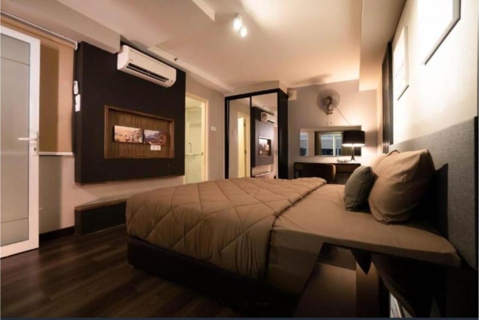 Maritime suite Karpal sign sea view Campground/ 
RV Resort in George Town