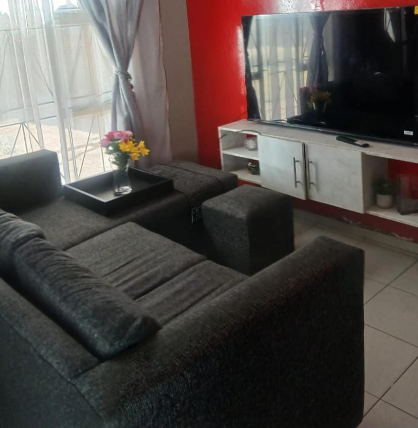 Nuday Guesthouse Bed and Breakfast in South Africa