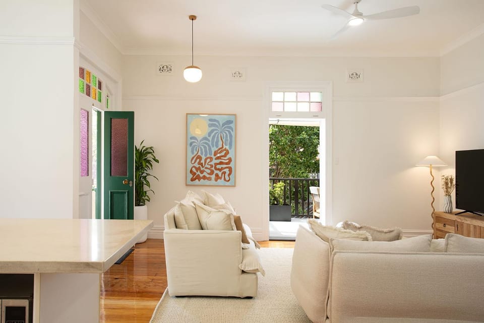 Bondi Coastal Cool House in Sydney