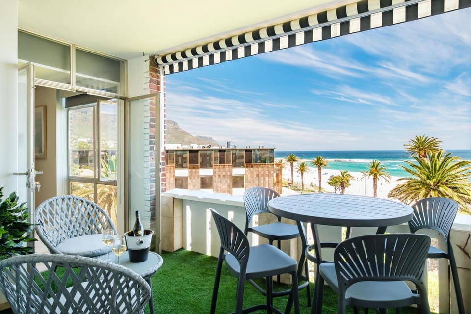 Balcony/Terrace, Seating area, Beach, Sea view