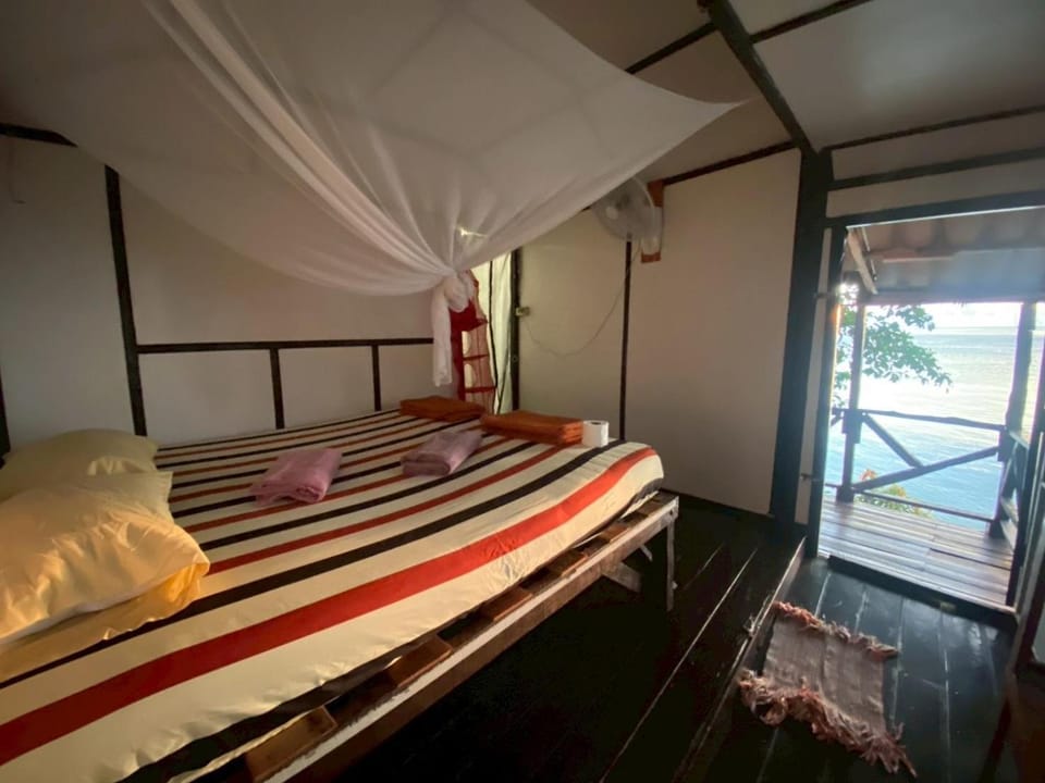 Property building, Bed