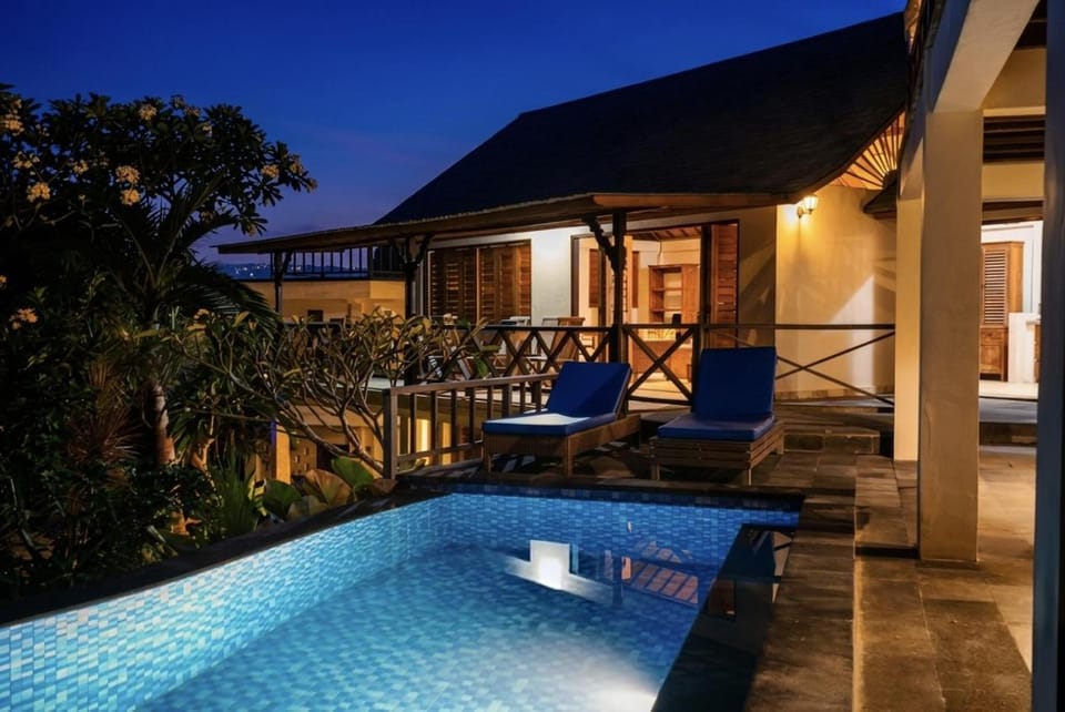 Pool view, Swimming pool