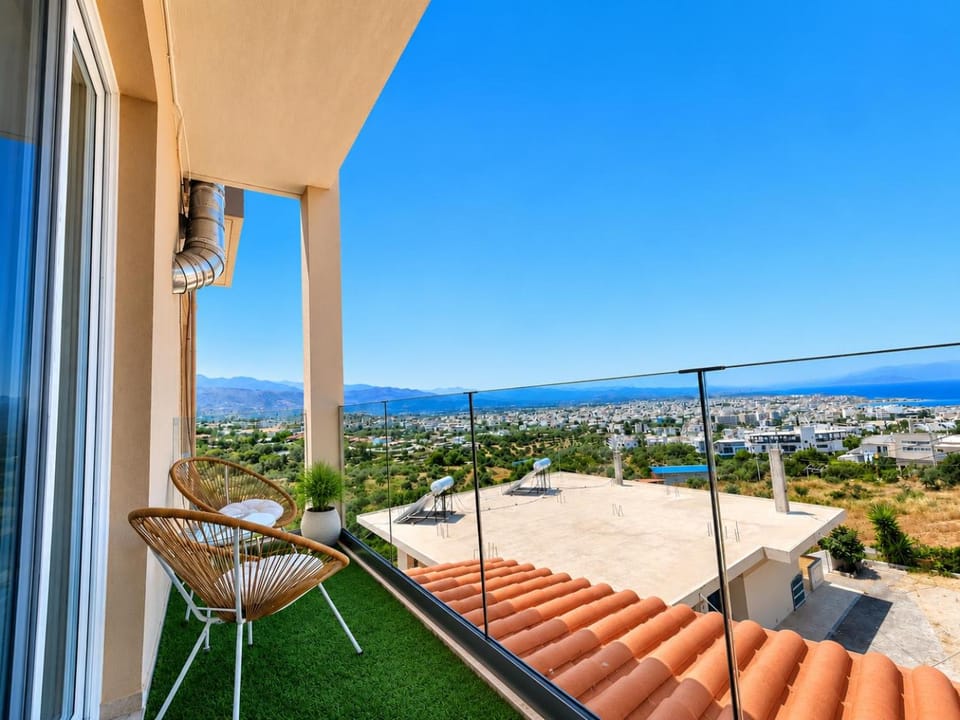 Marvelous Panoramic Residence Apartment in Chania