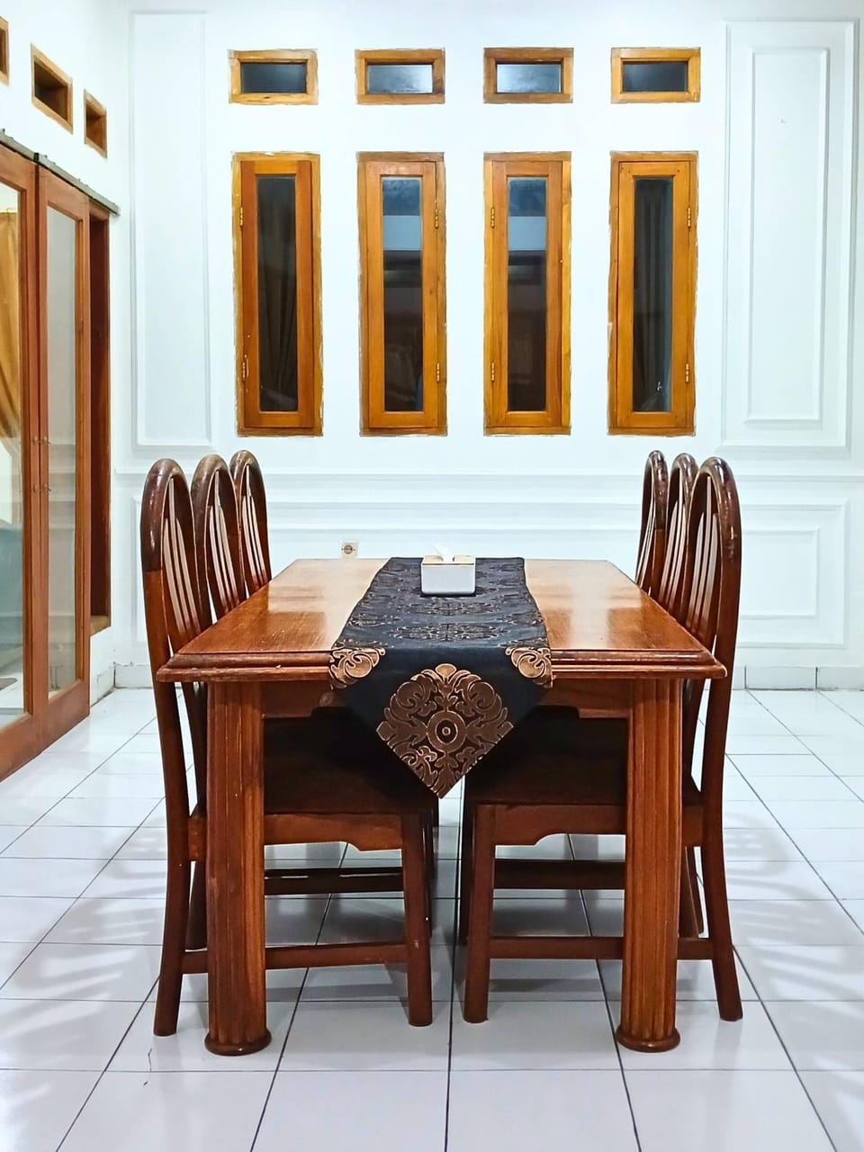 VIlla Omaken Lembang Cisarua Villa in Parongpong