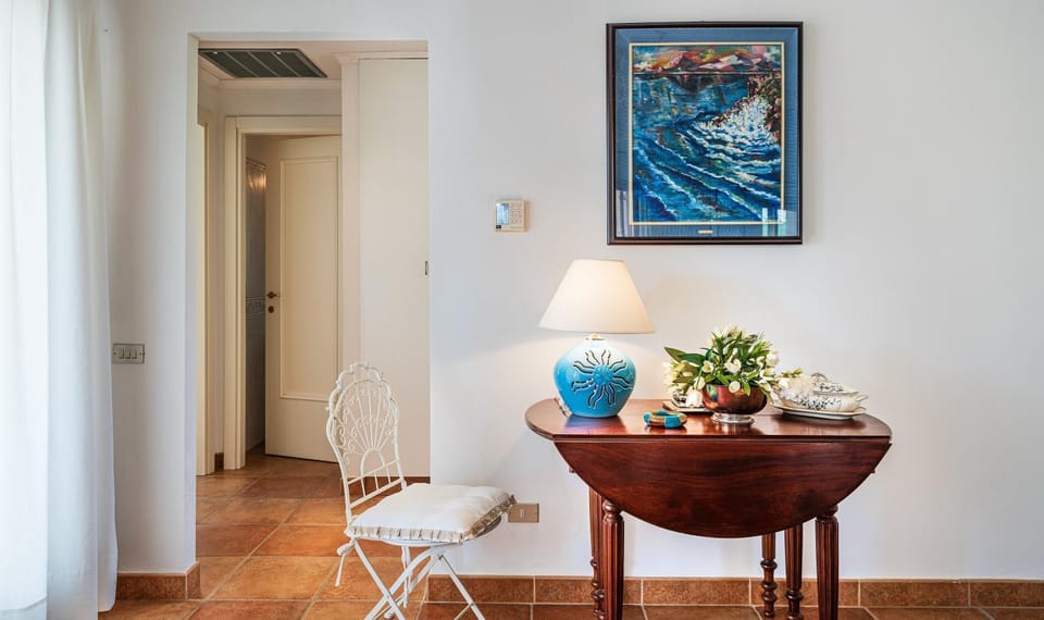 Property building, Living room