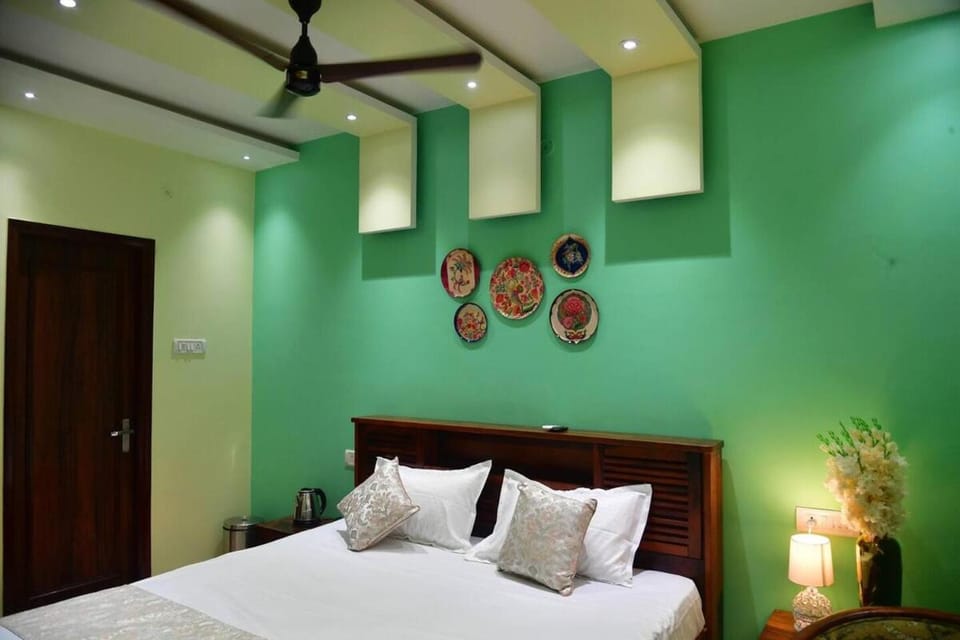 The Kashi Luxe Pavilion- 4 bedroom Villa Villa in Varanasi