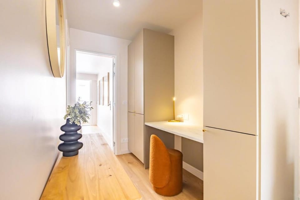 AK Magnifique et spacieux 3 pièces, vue mer Apartment in Antibes