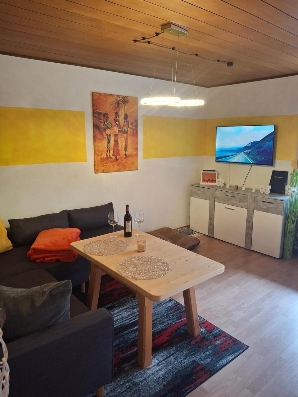 TV and multimedia, Living room, Seating area