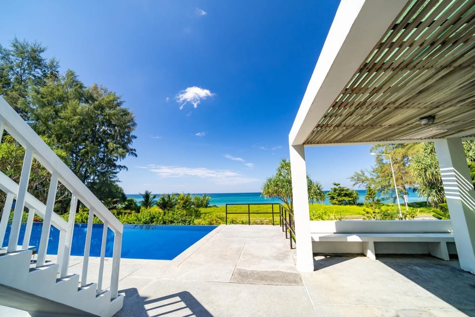 Black Pearl 8 Bedroom Beach Villa Private Pool Gym Free Car Free Water and Electricity Maid 10 Meters to the Beach Villa in Mai Khao