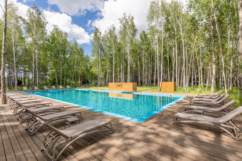 Day, Natural landscape, Pool view, Swimming pool