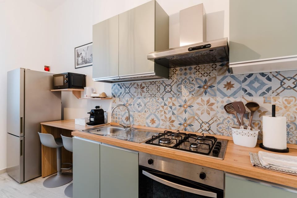 Kitchen or kitchenette, Living room