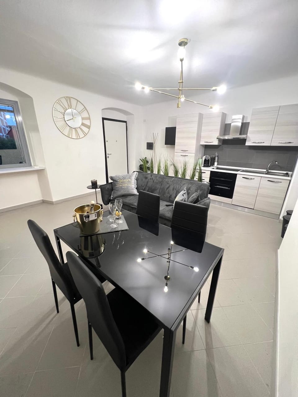 Royal Relax Sarzana Apartment in Sarzana