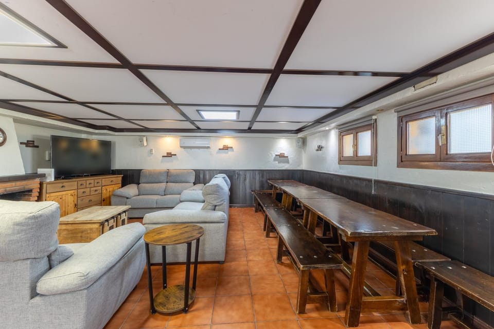 Property building, Living room