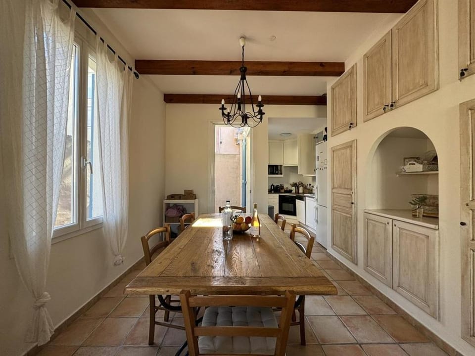Grande maison avec vue mer et jacuzzi au cœur de Calvi Villa in Calvi