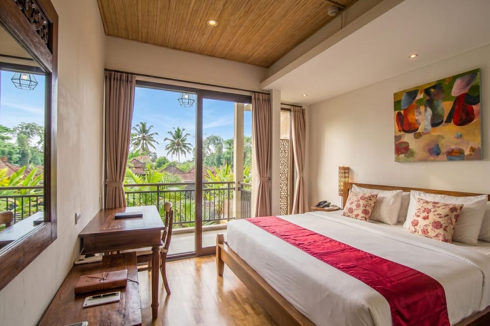 Bed, View (from property/room), Photo of the whole room, Bedroom