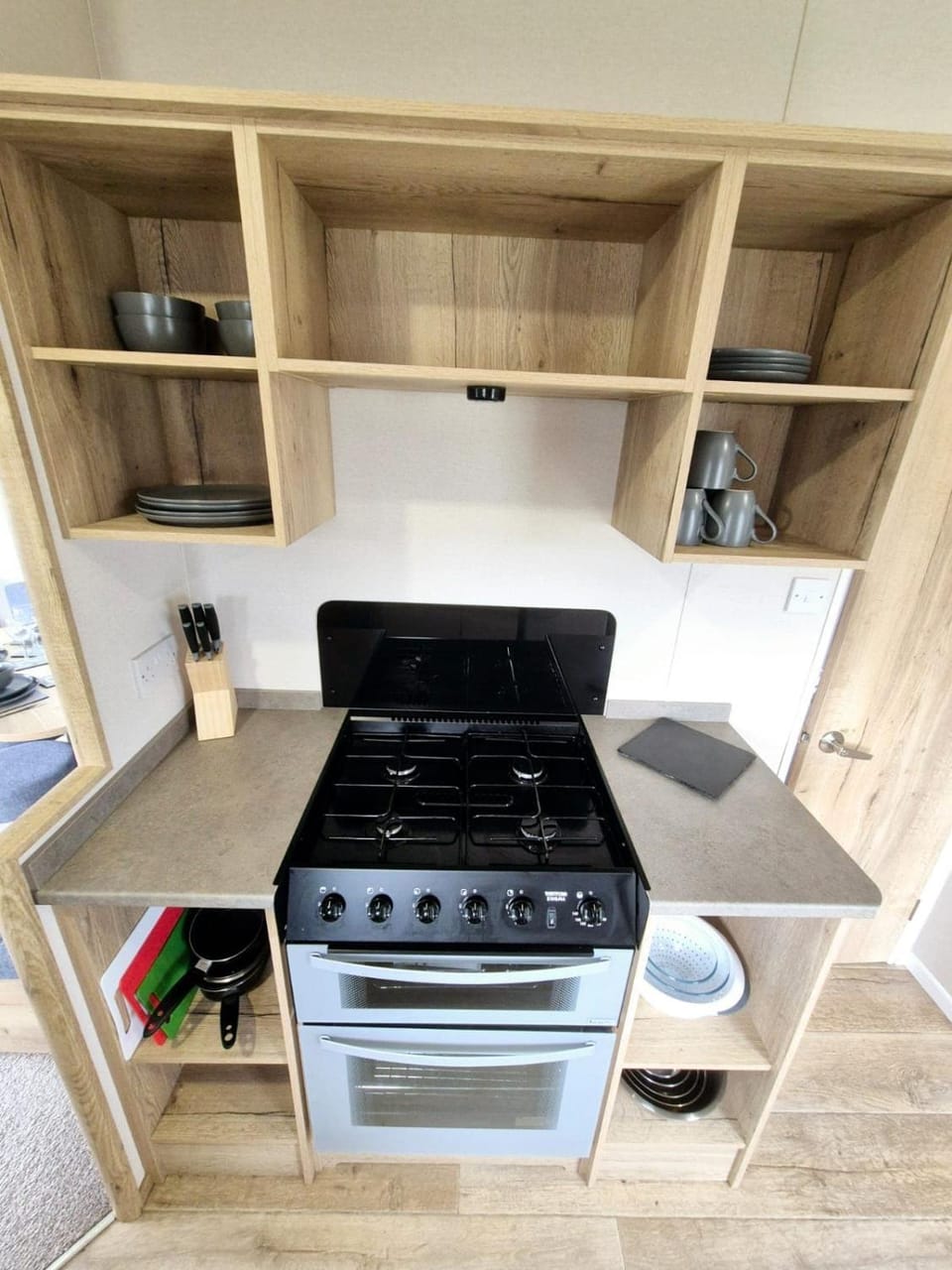 Whitstable staycation - Family & Pet Friendly - Alberta Holiday Park House in City of Canterbury
