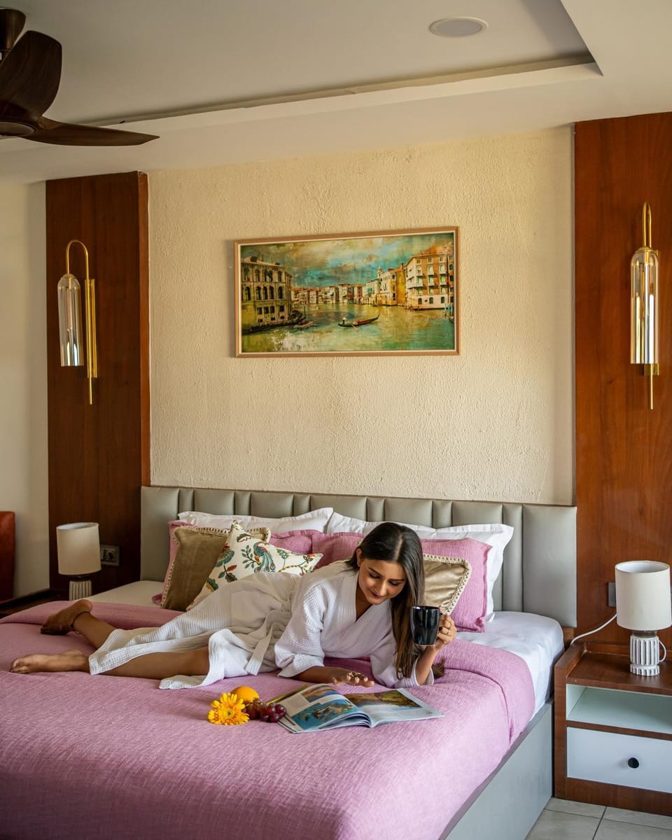 Bed, Bedroom, Guests