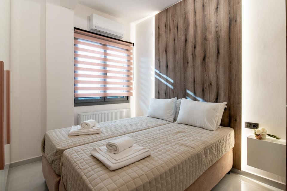 Lumera Urban Stay - New 2BR Home with Private Parking near Old Town House in Chania