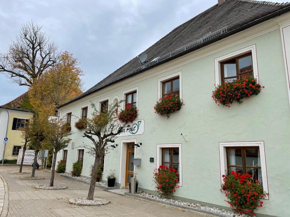 Property building, Street view